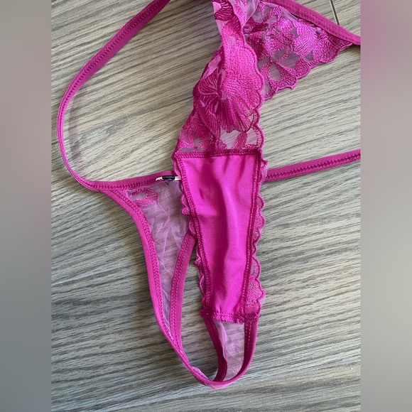 PrettyLittleThing Plus Violet Floral Embroidery Lace 3 Piece Lingerie Set - Picture 11 of 13